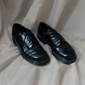 1990s Dr. Martens Made in England Black Leather Derbies – Vintage MIE